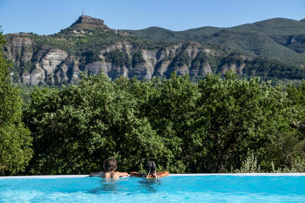 Charmant camping Familiale 3 Etoiles vue 360 plage piscine à débordement empl XXL Labeaume Exterior foto