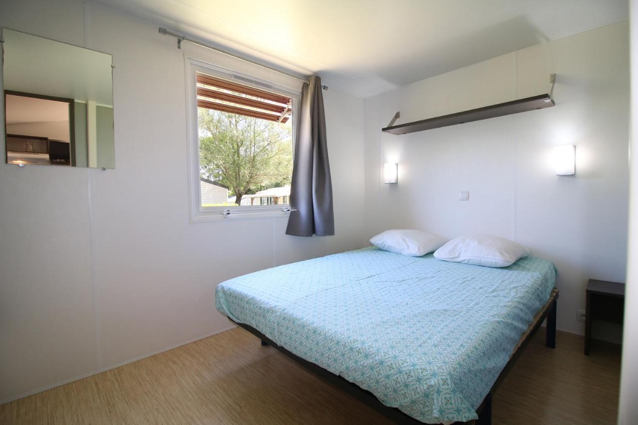 Charmant camping Familiale 3 Etoiles vue 360 plage piscine à débordement empl XXL Labeaume Exterior foto